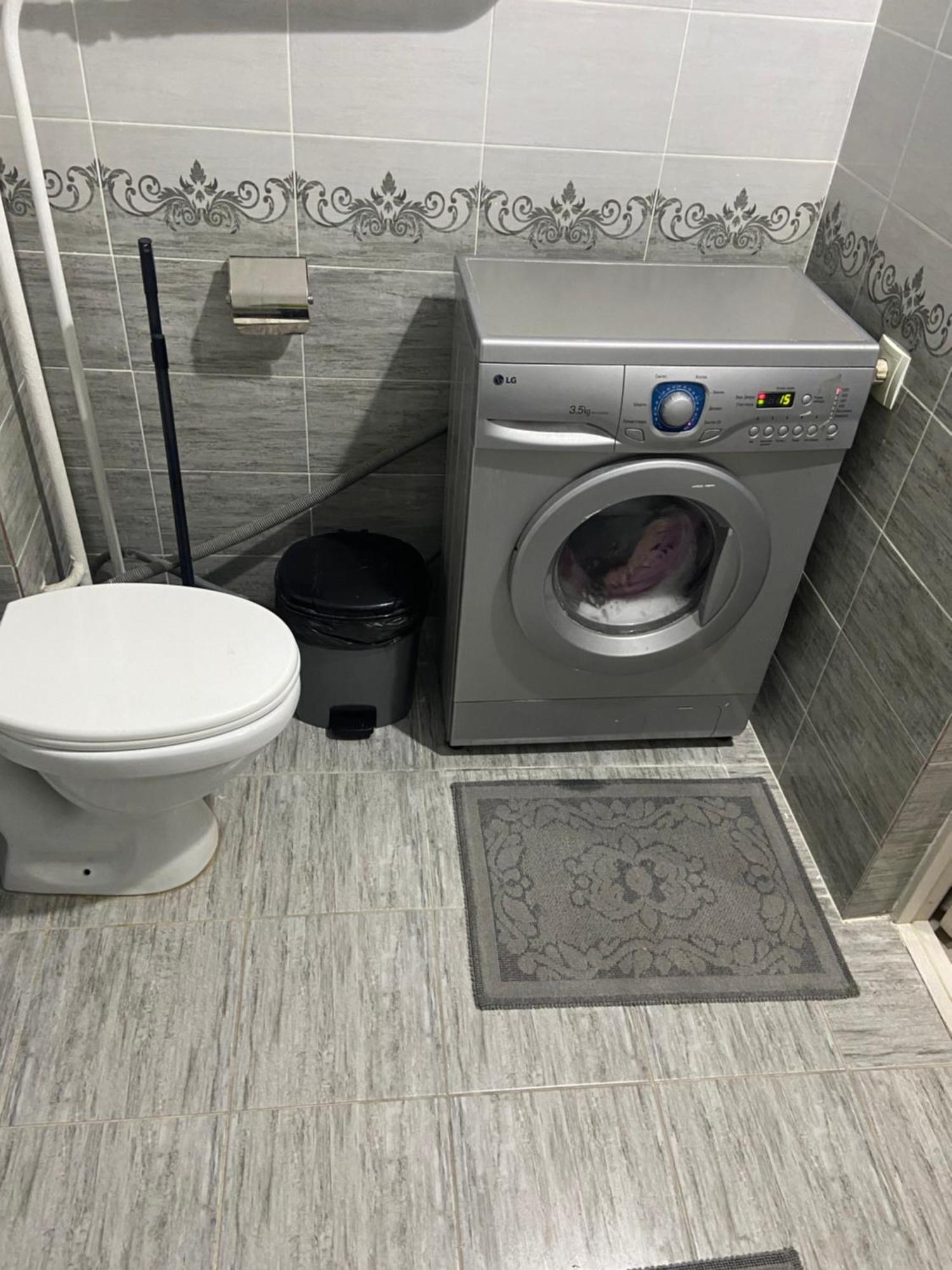 Standart Apartment On Kozhamkulov 128 Алма Ата Екстериор снимка