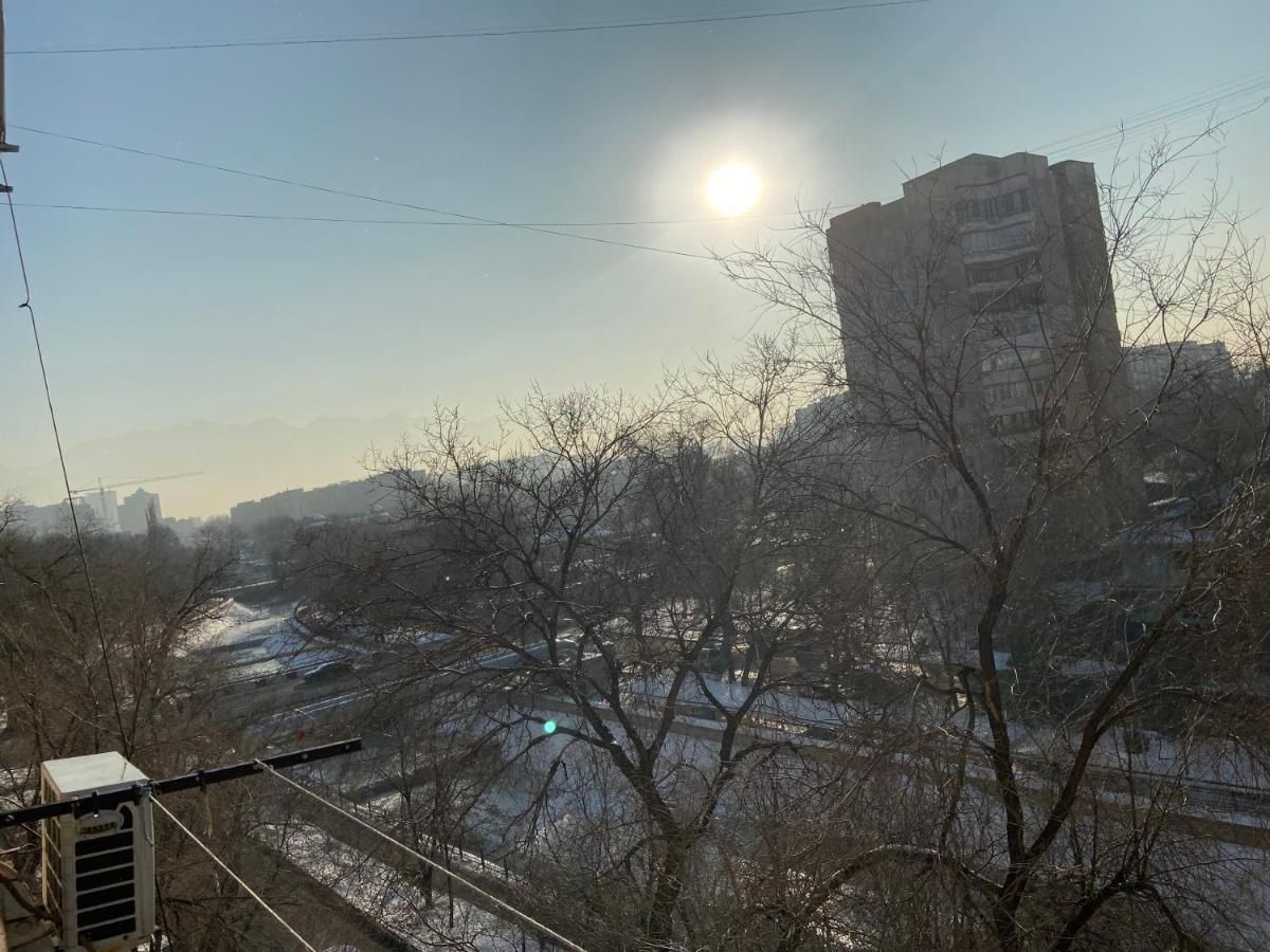 Standart Apartment On Kozhamkulov 128 Алма Ата Екстериор снимка